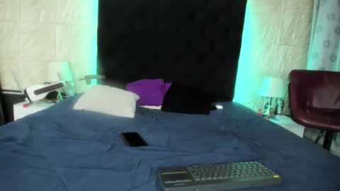 chanellejohnson_ online show from December 1, 2025, 11:21 pm