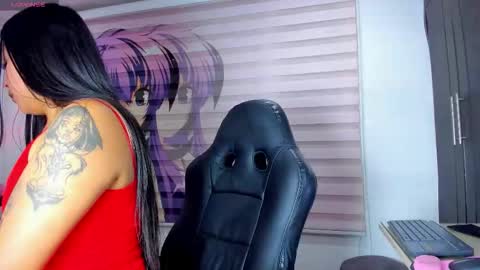 Snapshot of chanelwill chatting on February 17, 2026, 12:01 pm Chanel online show from February 17, 2026, 12:01 pm