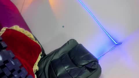chantal_fuck online show from May 15, 2026, 10:50 pm