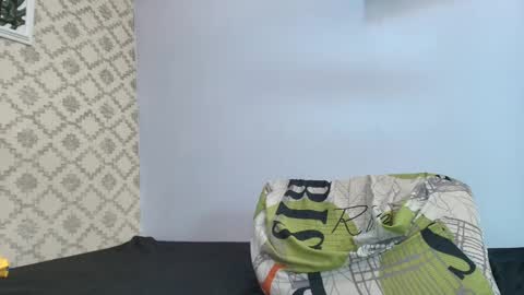 Raquel  online show from March 7, 2025, 3:18 pm