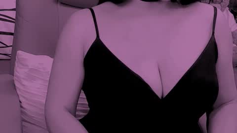 Snapshot of chantallovely chatting on February 14, 2026, 4:26 pm The Queen online show from February 14, 2026, 4:26 pm