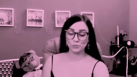 Snapshot of chantallovely chatting on February 22, 2026, 9:24 pm The Queen online show from February 22, 2026, 9:24 pm