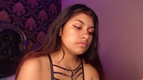 Snapshot of chantalpetit chatting on December 1, 2025, 6:46 pm chantalpetit online show from December 1, 2025, 6:46 pm