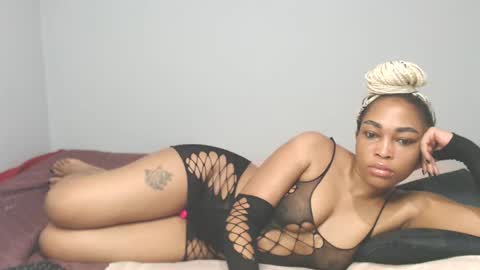 Snapshot of chantel87_ chatting on February 5, 2025, 2:29 am chantel87_ online show from February 5, 2025, 2:29 am