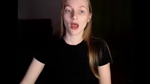 Snapshot of chanti_lovee chatting on February 26, 2025, 9:48 pm We Vibe Device that vibrates at the sound of Tips and makes me wet. vibe lush edging daddy lovense online show from February 26, 2025, 9:48 pm