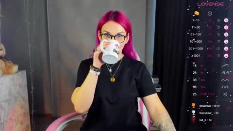 Snapshot of chaoka_ chatting on January 19, 2025, 8:07 am Suzanna Snow online show from January 19, 2025, 8:07 am