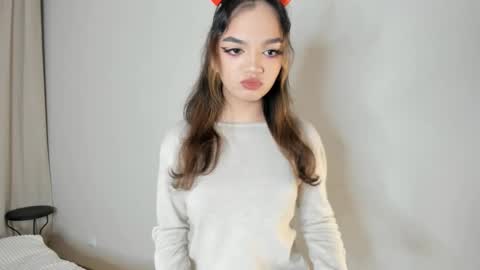 Snapshot of charitybergeaux chatting on December 3, 2025, 7:05 am MIchelle online show from December 3, 2025, 7:05 am