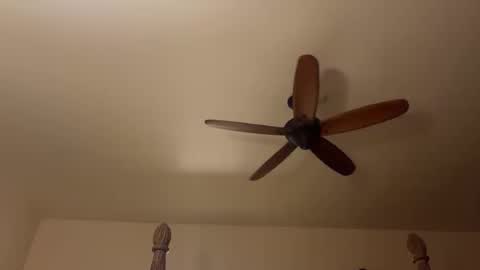 Snapshot of charles4002 chatting on February 6, 2026, 2:16 am charles4002 online show from February 6, 2026, 2:16 am