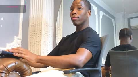 Snapshot of charlesbrown_ chatting on January 8, 2026, 1:24 pm charlesbrown_ online show from January 8, 2026, 1:24 pm