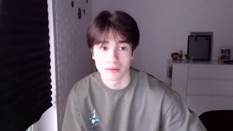 charleshanson69 online show from September 25, 2025, 11:36 am