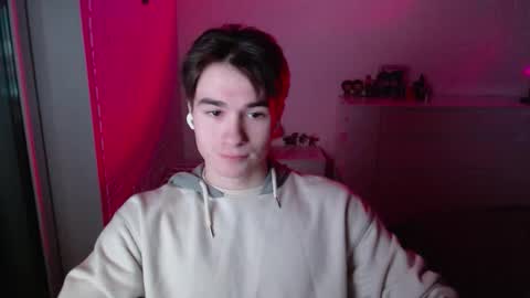 charleshanson69 online show from November 26, 2025, 9:49 pm