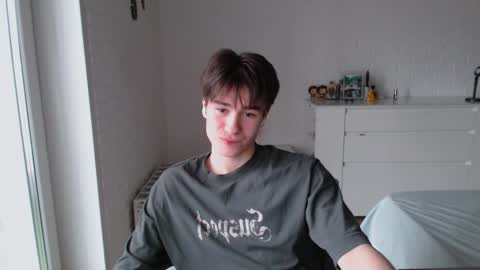 charleshanson69 online show from December 5, 2025, 6:11 am