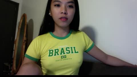 Snapshot of charlette19 chatting on February 25, 2026, 10:03 am charlette19 online show from February 25, 2026, 10:03 am