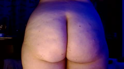 Snapshot of charlie_baker_ chatting on October 2, 2025, 11:01 pm . . online show from October 2, 2025, 11:01 pm