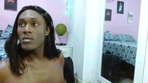 Snapshot of charlie_martinez1 chatting on December 2, 2025, 12:21 pm charlie martinez online show from December 2, 2025, 12:21 pm