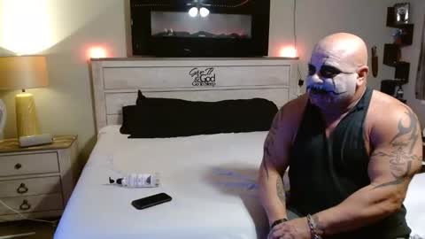 Snapshot of charliemilf chatting on October 19, 2025, 3:07 am Charliemilf online show from October 19, 2025, 3:07 am