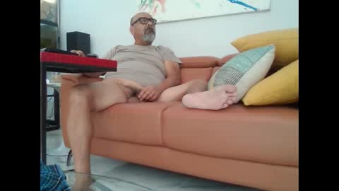 charlieo1953 online show from December 6, 2024, 9:35 pm