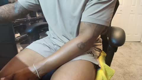 Snapshot of charliesierra310 chatting on March 9, 2026, 7:29 pm CharlieSierra96 online show from March 9, 2026, 7:29 pm