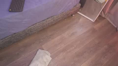 Snapshot of charloottee_1 chatting on November 23, 2025, 3:06 am Char 3 Lets go for the 100 Thumb-Up online show from November 23, 2025, 3:06 am