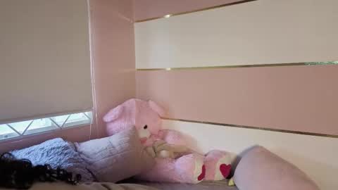 You honey online show from October 17, 2025, 11:46 am