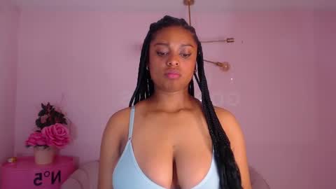 Snapshot of charlote_fun_a chatting on December 12, 2024, 8:43 pm Charlote online show from December 12, 2024, 8:43 pm