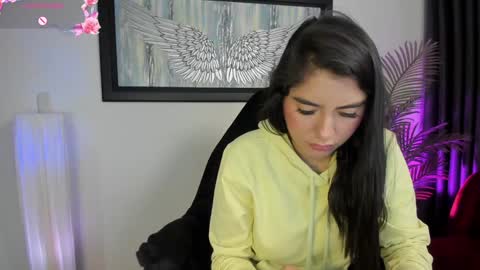 Charlote online show from January 29, 2025, 2:42 pm