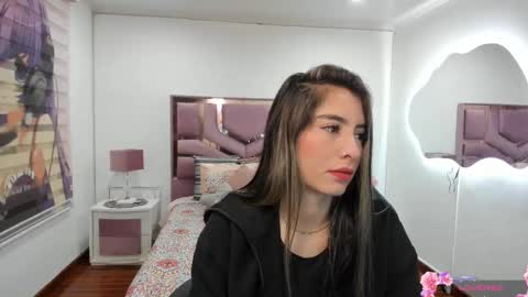 Charlote online show from February 17, 2025, 7:21 pm