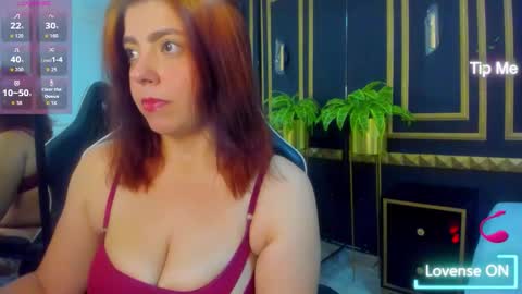 Snapshot of charlotee_rouse chatting on November 1, 2025, 7:05 pm CHARLOTEE online show from November 1, 2025, 7:05 pm