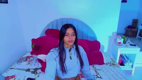 charlotte online show from December 4, 2025, 9:23 pm