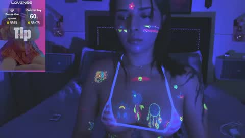 Snapshot of charlotte__benett chatting on April 23, 2026, 7:41 am Charlotte online show from April 23, 2026, 7:41 am