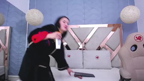 Charlotte colee online show from December 7, 2024, 2:13 pm