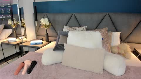 Charlotte online show from January 30, 2025, 3:29 pm