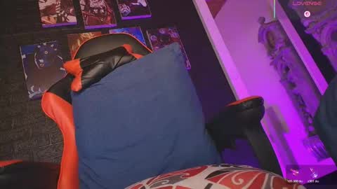 charlotte_cruzxx online show from May 13, 2026, 3:20 pm
