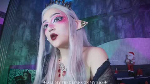 Charlotte online show from November 15, 2025, 6:48 pm