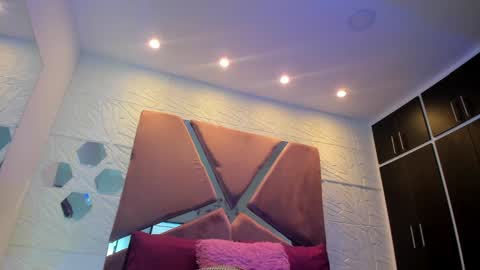 Charlotte Icee online show from January 20, 2025, 3:50 pm