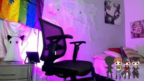 Charlie  online show from October 2, 2025, 4:08 am