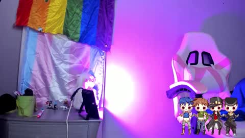 Charlie  online show from December 17, 2025, 4:29 am