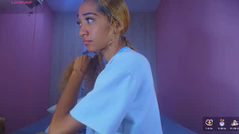 CHARLOTTE online show from October 19, 2025, 11:44 am