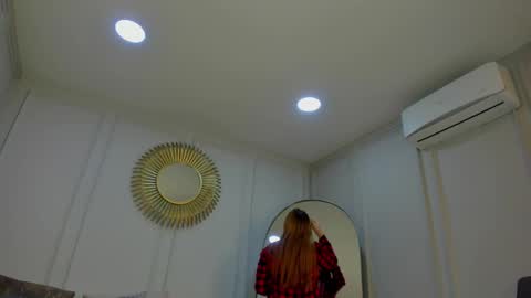 Snapshot of charlottebrownn_ chatting on September 24, 2025, 2:37 am charlottebrownn_ online show from September 24, 2025, 2:37 am