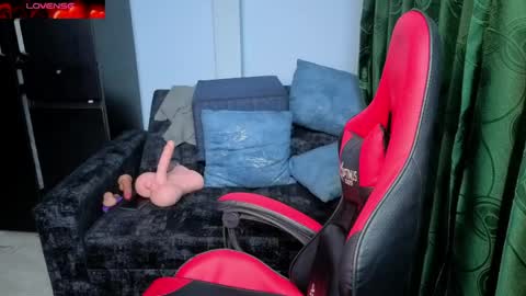 Natalia online show from April 1, 2026, 9:54 am