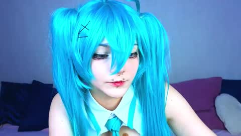 Snapshot of charlotteharuko chatting on November 14, 2025, 9:02 pm charlotteharuko online show from November 14, 2025, 9:02 pm