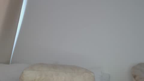 Snapshot of charlottehorny1 chatting on January 11, 2026, 2:33 pm charlottehorny1 online show from January 11, 2026, 2:33 pm