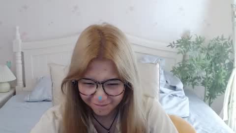 Charlotte online show from October 2, 2025, 2:29 am