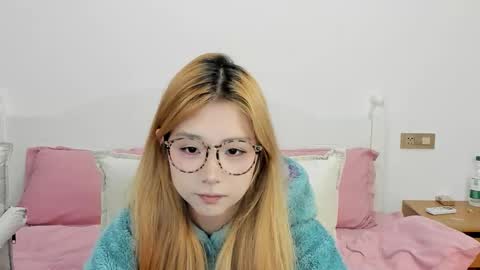 Charlotte online show from November 28, 2025, 5:48 pm