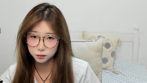 Snapshot of charlottelin chatting on January 11, 2026, 2:05 am Charlotte online show from January 11, 2026, 2:05 am