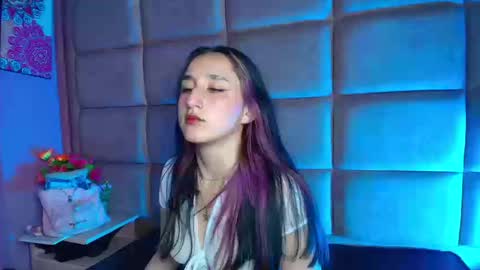 charlottestuart_ online show from March 14, 2026, 4:29 am