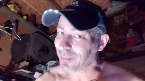 Snapshot of charly77755 chatting on December 20, 2024, 5:57 am Charly7775 online show from December 20, 2024, 5:57 am