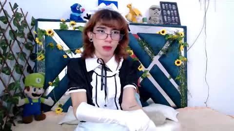 charly_evans60 online show from September 17, 2025, 2:46 am