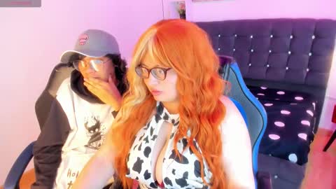 Snapshot of charly_morningstar chatting on December 18, 2025, 2:06 am Charly online show from December 18, 2025, 2:06 am