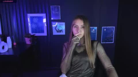 Snapshot of charmbianca chatting on February 1, 2025, 8:18 am Bianca online show from February 1, 2025, 8:18 am